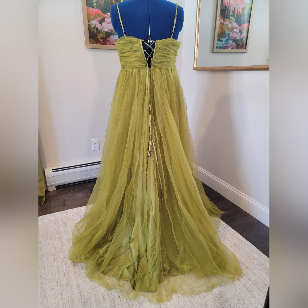Faereisty NWOT Chartreuse Ballgown Corset Size 2XL - Picture 2 of 8